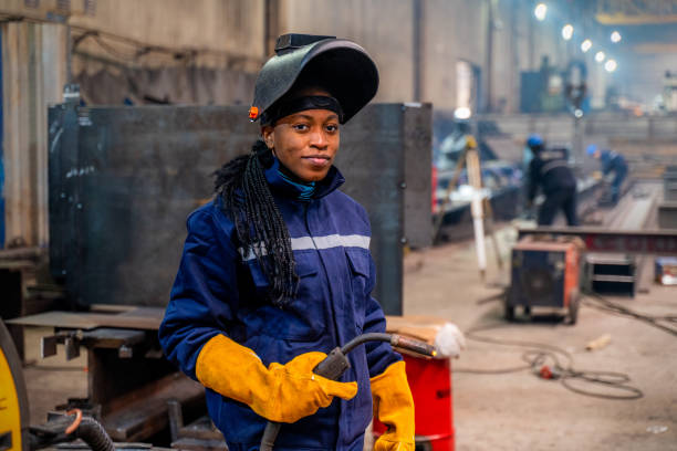 Best Pipe Welding in Bakersfield Country Clu, CA